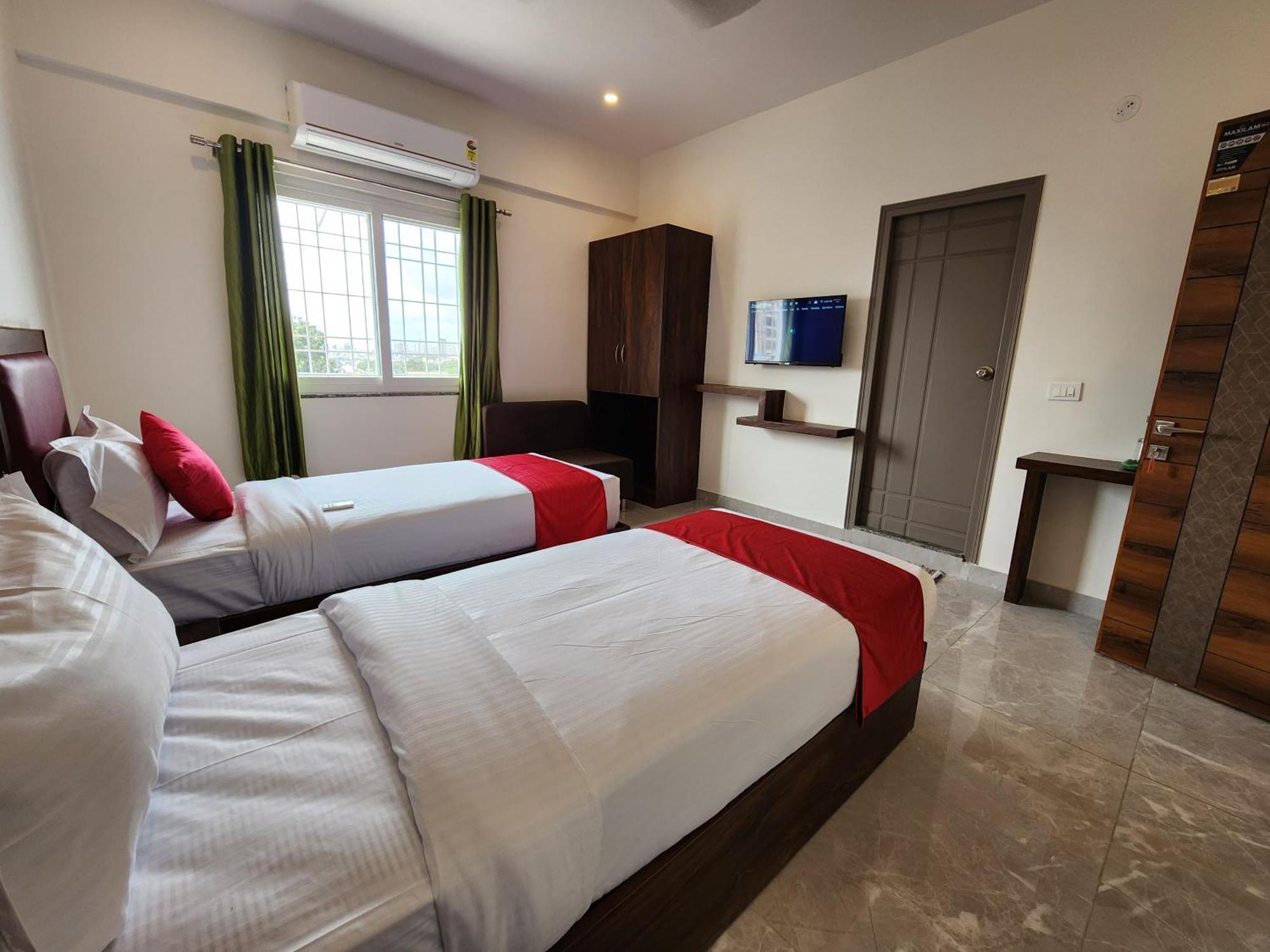 Hotel Dreams Inn Bangalore Exterior foto